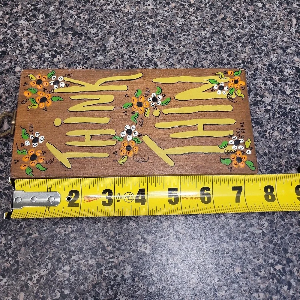 VTG Hand Painted Wood Wall Plaque THINK THIN‎ Signed REVA Folk Decor Cottagecore